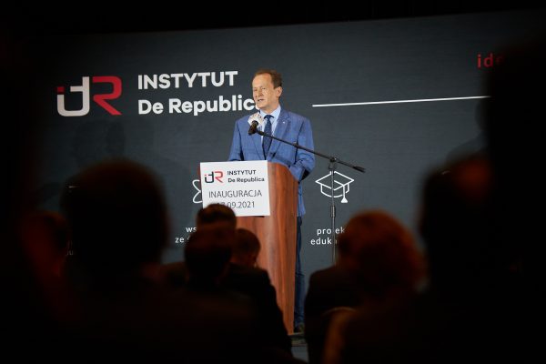 Zdjęcie 11 z 21: The Institute De Republica has officially inaugurated its activities