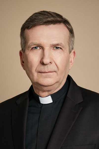 Rev. Dr hab. Krzysztof Warchałowski, University Professor 