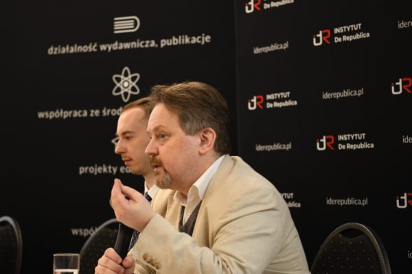 od lewej dr Piotr Sieniawski, dr hab. Piotr Bajda, prof. ucz. Fot. Instytut De Republica / Jarosław Piwko